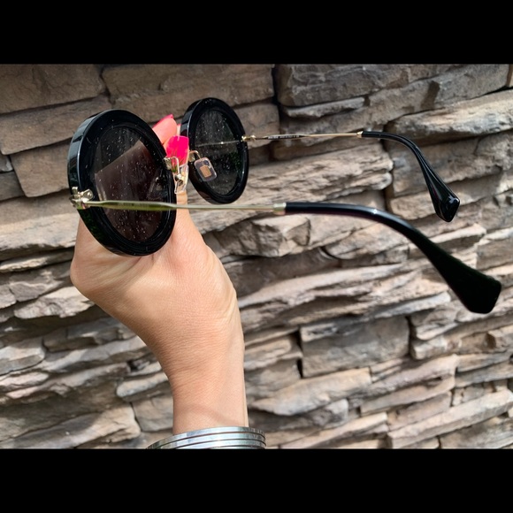 Miumiu round sunglasses - Picture 4 of 10